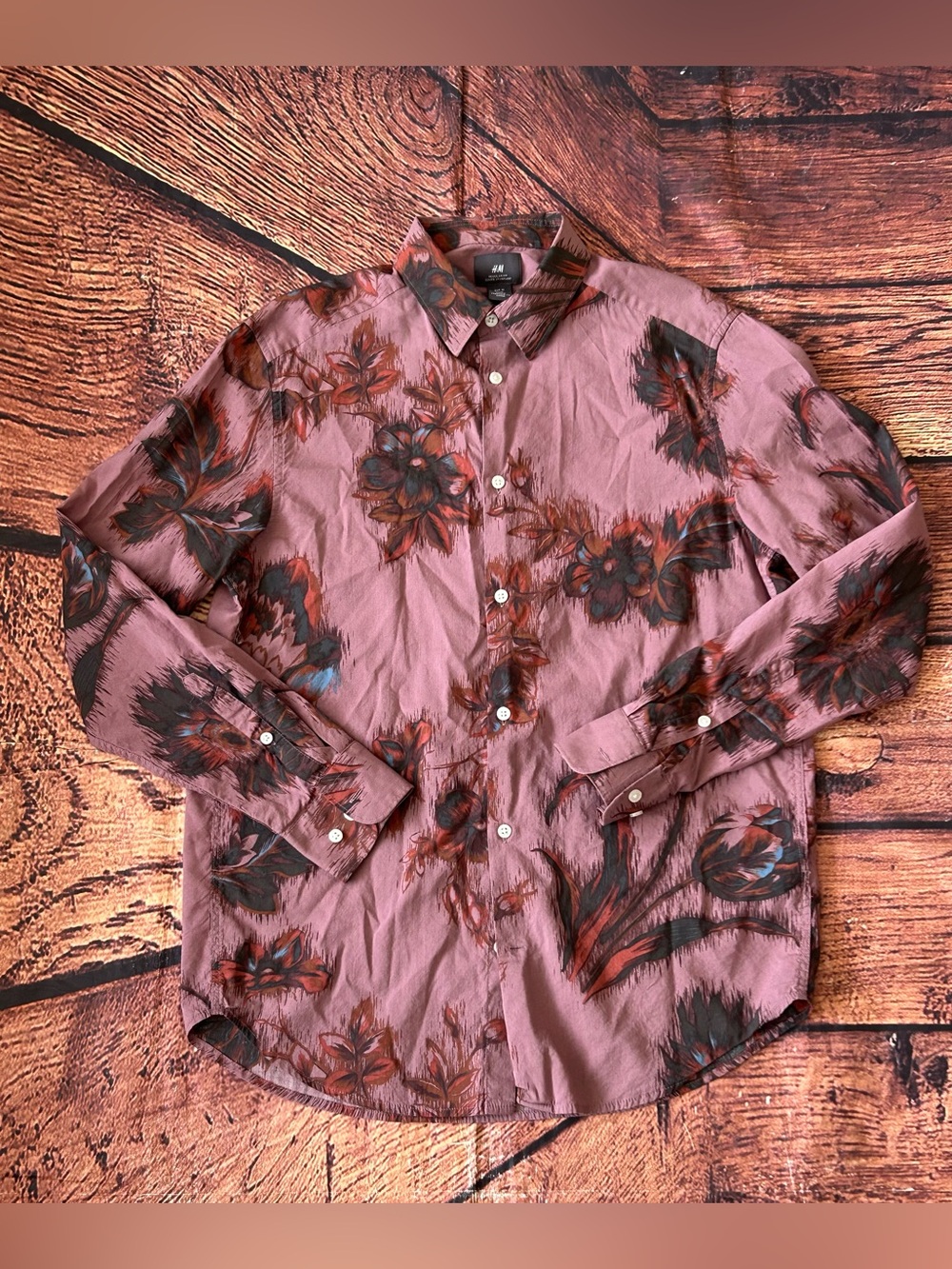 HM Long Sleeve Button Down Shirt Mauve Pink Abstract Painterly Floral Size M